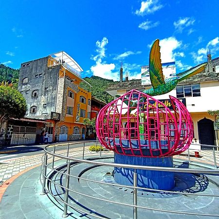 Hotel Amazonia Y Sol Banos  Exterior photo