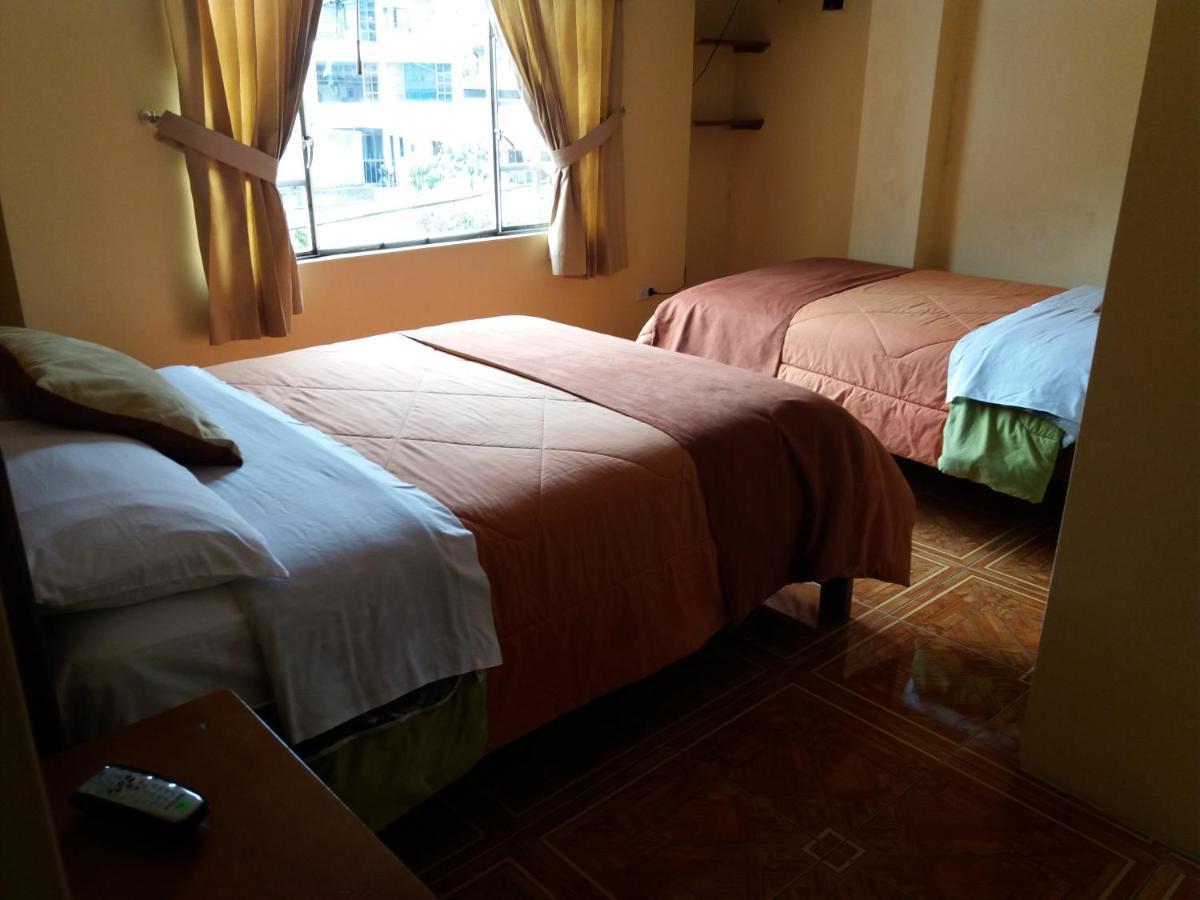 Hotel Amazonia Y Sol Banos  Exterior photo